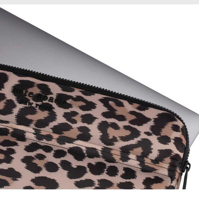 Puffer Sleeve for 16-inch Device [ Classic Leopard ]