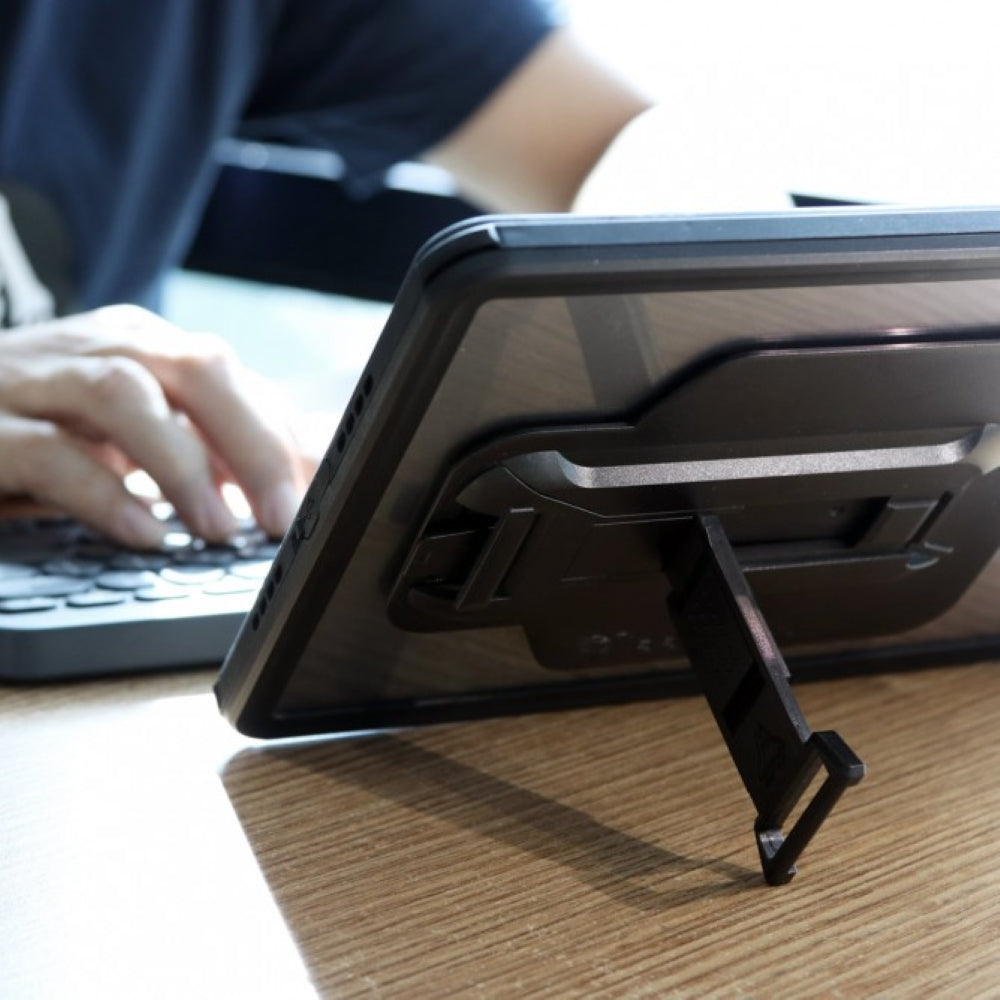 アーマーエックス ARMOR-X IP68 Waterproof Case with Hand Strap